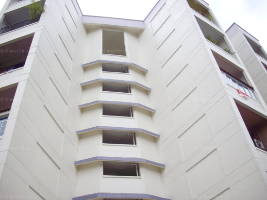 Blk 322A Jurong East Street 31 (Jurong East), HDB Executive #167022